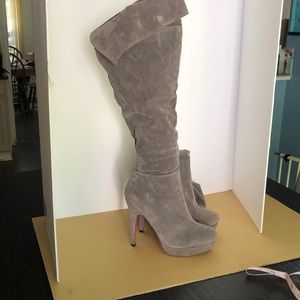 Ami club knee height boots size 6z. 5 inch heel height. Top of foot to top 16in